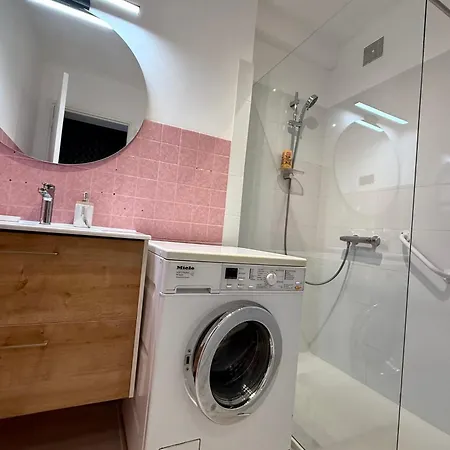 בית נופש Hyper Center - 4 People - Close To Shops And Beaches אנטיב